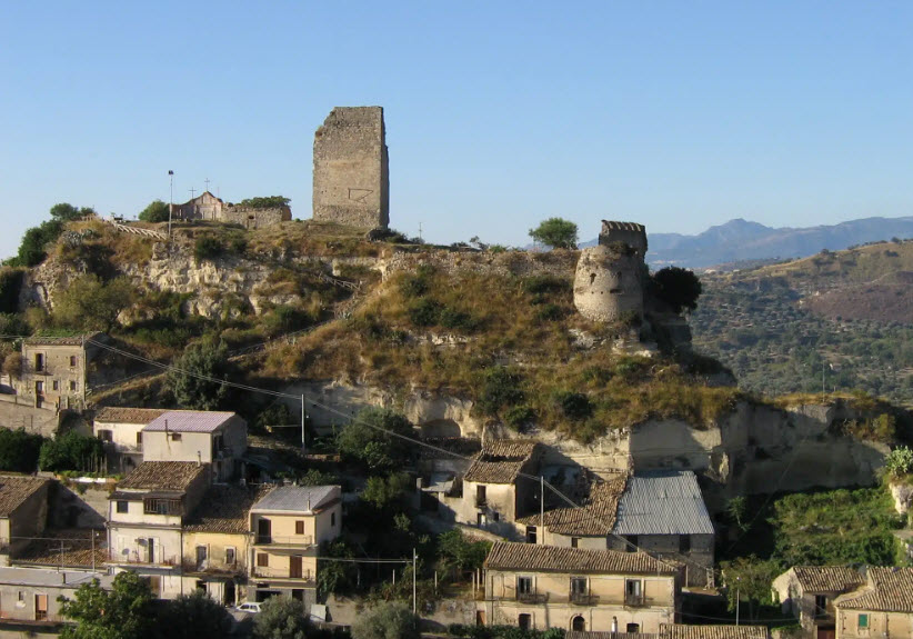 Castello di Condojanni, Italy